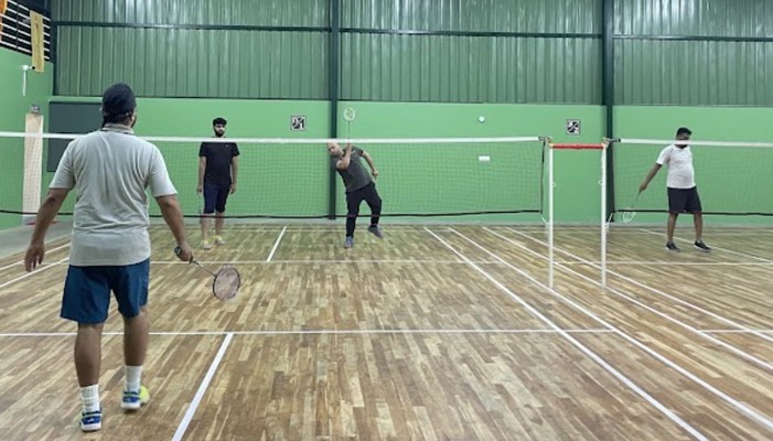 Hollyhock Badminton Academy, 2. ⁠Arekere main road play feathers Banner